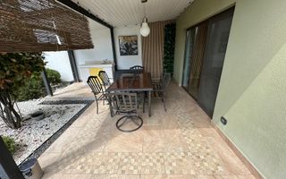 O casa cu personalitate - Poză 8