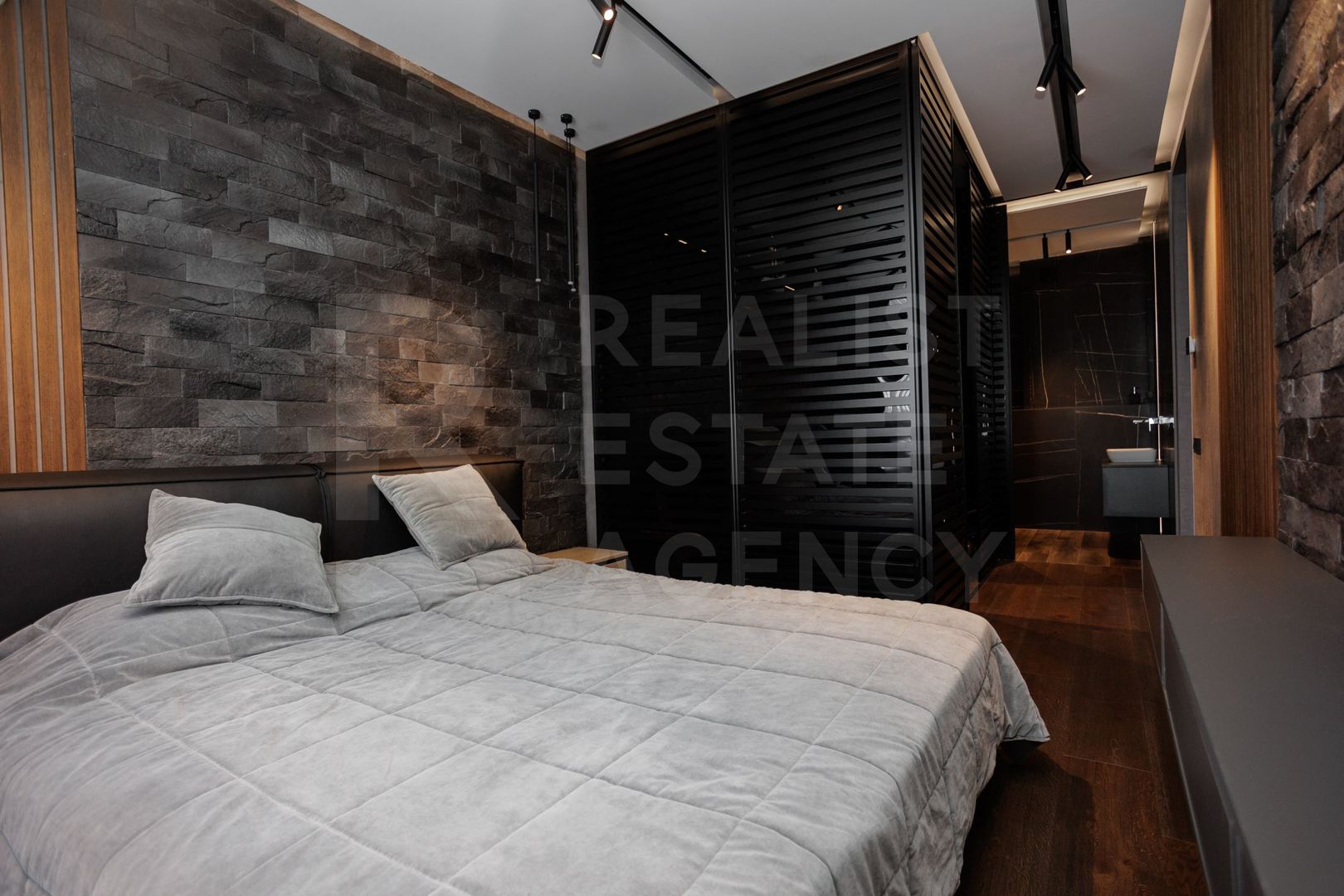 Apartament Loft-Modern de 78,4 mp cu vedere spre Parcul „La Izvor” - Poză 3