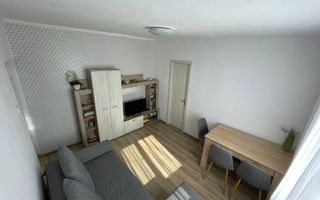 Vand apartament Micro 14 - Poză 1