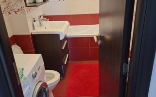 AP. 3 CAMERE- OBOR, BUCATARIE INCHISA, BLOC REABILITAT, MODERN - Poză 3