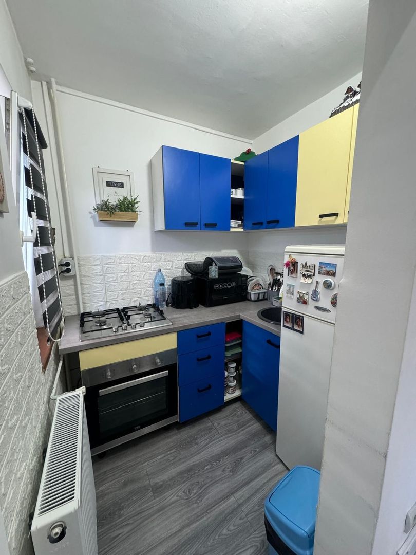 Spitalul Judetean | 1 Camera | Etaj intermediar | Renovat | Mobilat-Utilat - Poză 8
