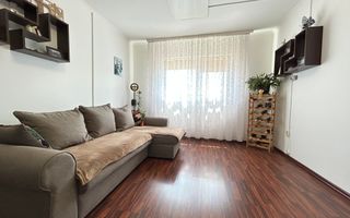 Apartament cu 3 camere Piata CET mobilat utilat modern - super pret - Poză 2