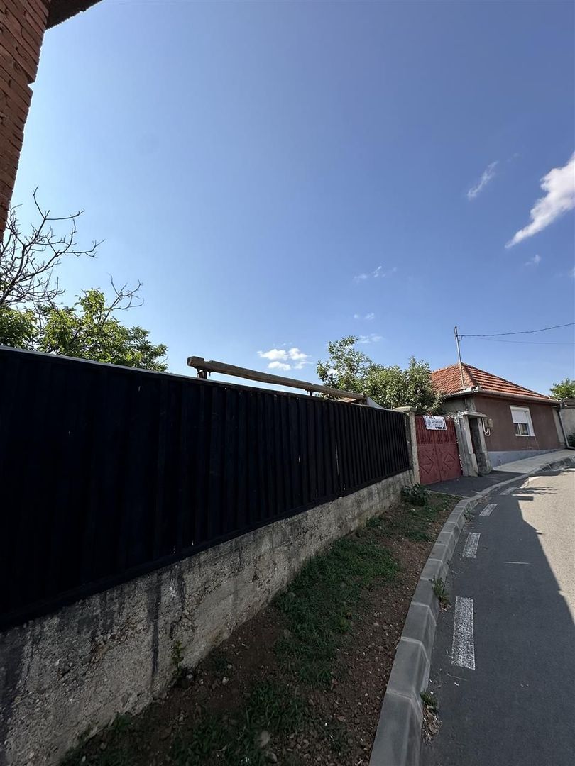 CASA DE VANZARE EPISCOPIA Str. Dealului 732 MP - Poză 3