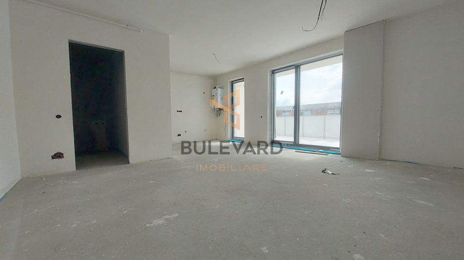 Penthouse cu terasa de 47 mp, zona strazii Eroilor! - Poză 4