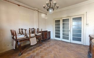 De vânzare apartament 3camere - str. Plantelor - central - Poză 1