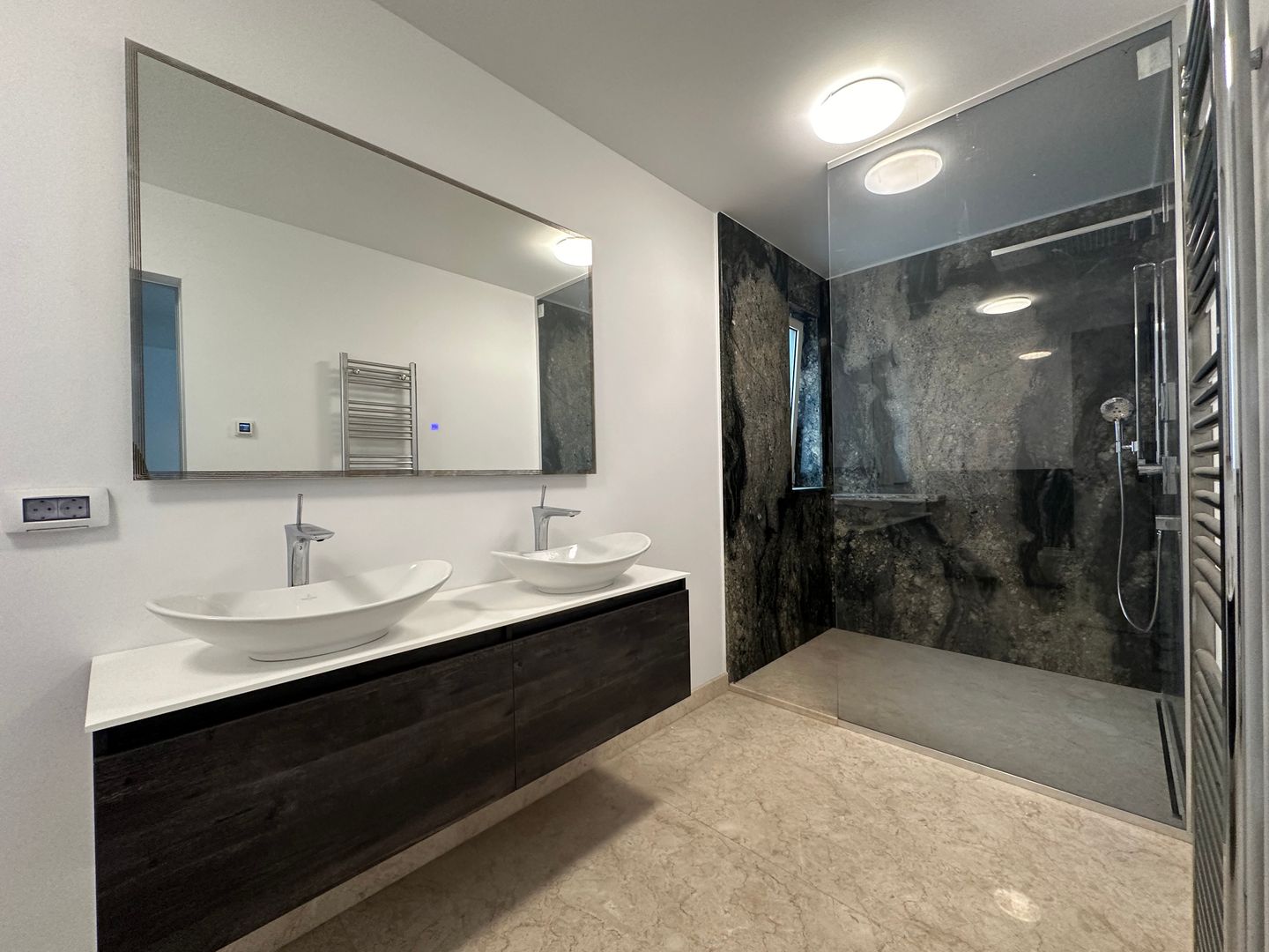 Vilă cu grădină privată în Herăstrău | 282 mp utili | 7 camere - Poză 13
