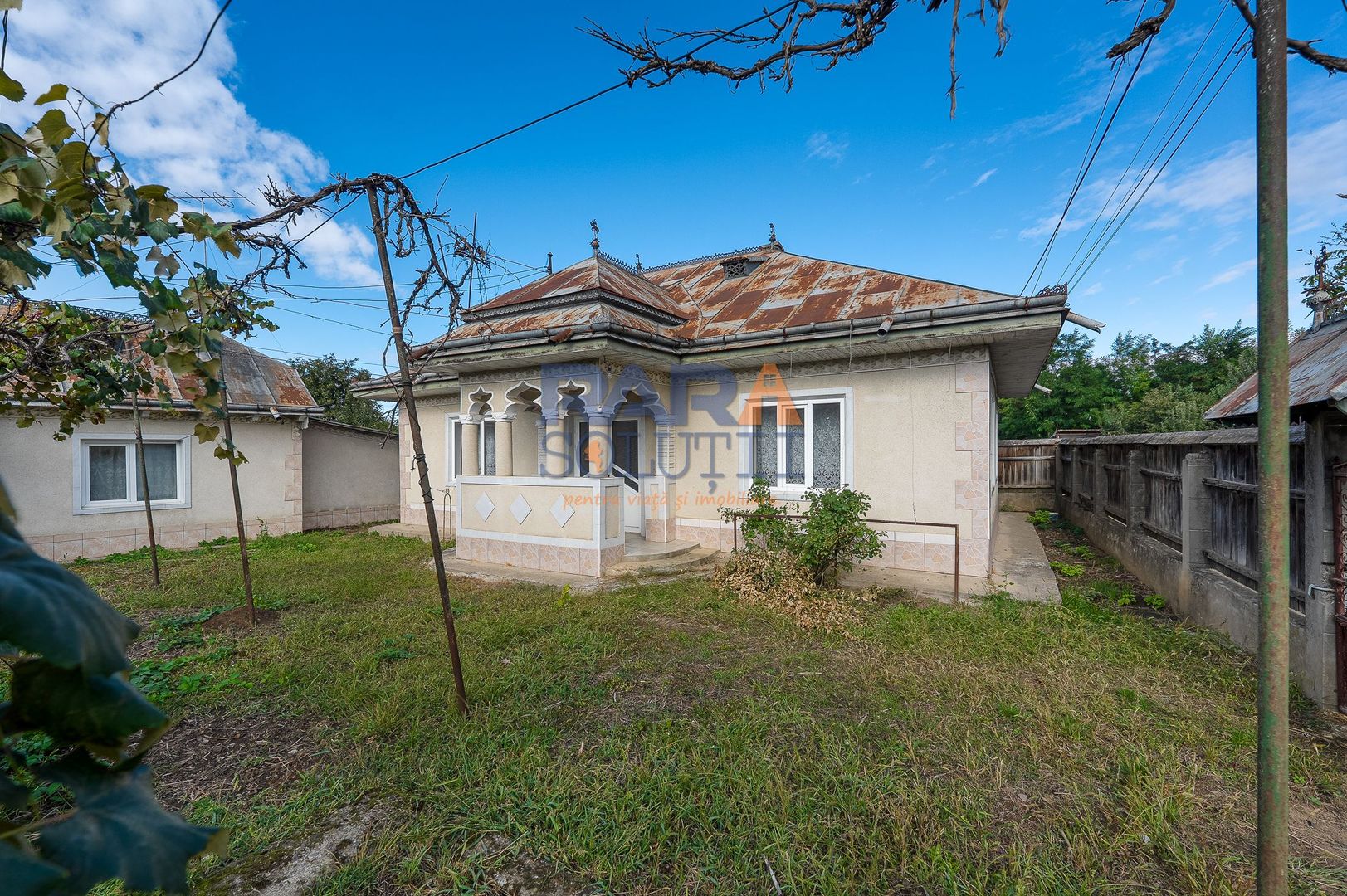 Casă cărămidă 80 mp, teren 1000 mp, colț, 7 km de Roman, Trifești - Poză 16