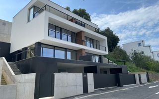 Duplex 4 camere cu panorama superba in cartierul Europa - Poză 1