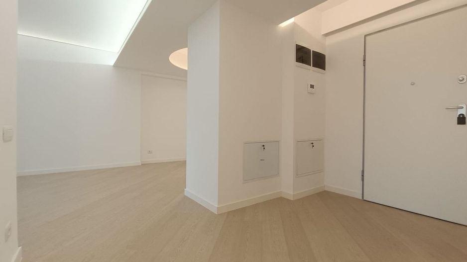 Apartament 3 camere NOU NEFOLOSIT Cortina NORTH - Poză 17