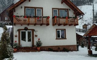 Casă de poveste în Moieciu de Sus - Poză 1