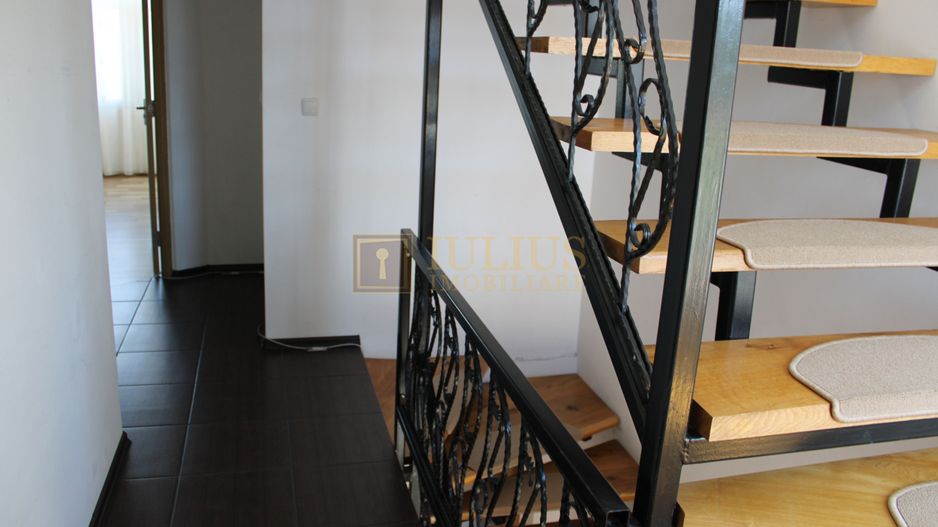 Casa in Duplex, zona Girocului, P+E+M, centrala proprie, garaj, 3 balcoane,3bai! - Poză 8