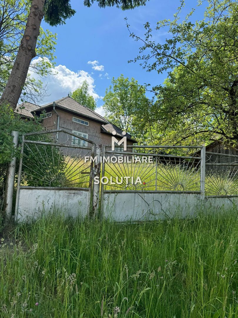 Casă de vânzare în Moisei, zonă turistică- 23 ari teren! - Poză 3