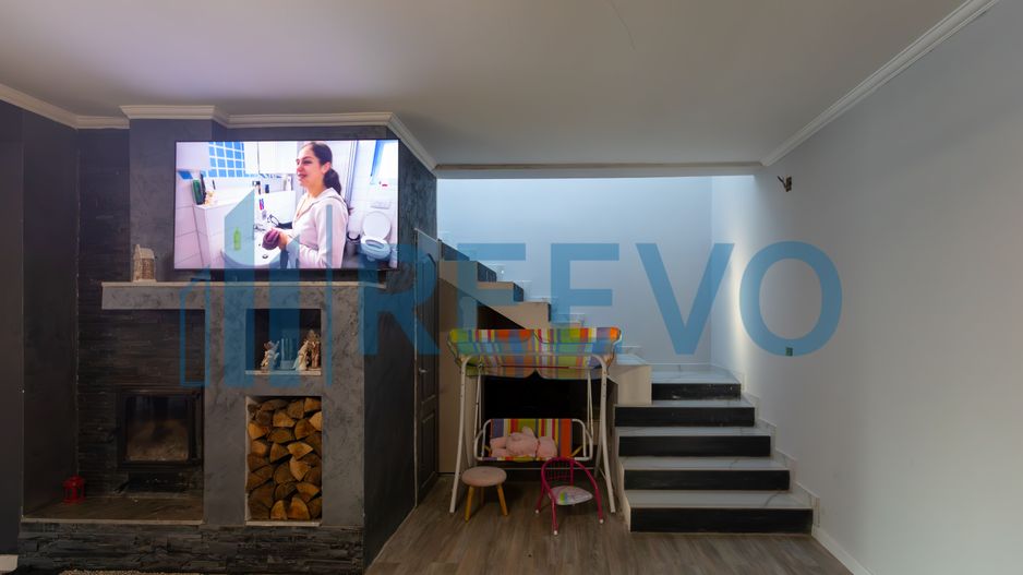 Proprietate cu casa si spatiu comercial+teren 4060 mp Bahna - Poză 15