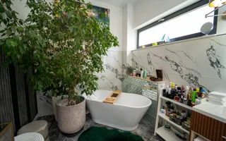 Resedinta exclusivista de vanzare, la 3 minute de Constanța in Cumpana - Poză 36