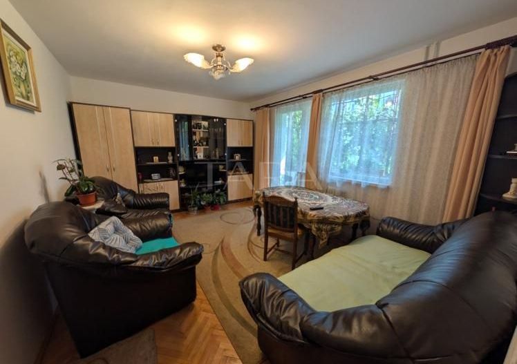 Apartament spațios cu 4 camere decomandate în Mănăștur - Poză 1