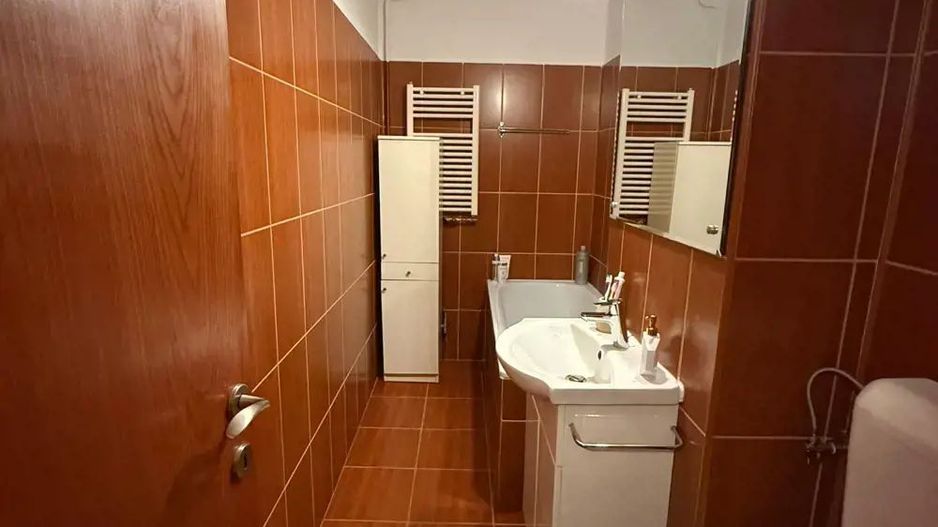 Vanzare Garsoniera intre Metrou Timpuri Noi, Mall Vitan si Bd. Nerva Traian - Poză 2