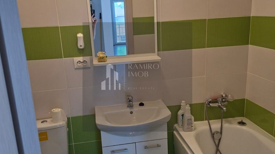 Apartament 3 camere decomandat zona Titan - Poză 14