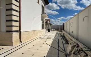 Casă de vânzare P+E+M cu 7 camere in Cartierul Grigorescu, Oradea - Poză 21