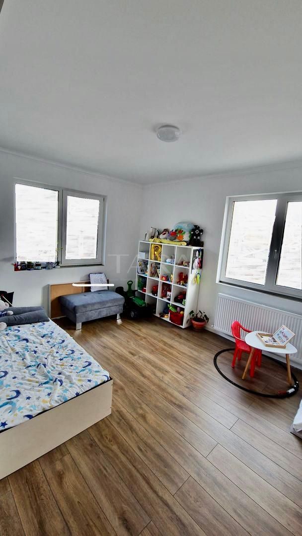 Apartament ultrafinisat, 3 camere ideal pentru pretentiosi! - Poză 9