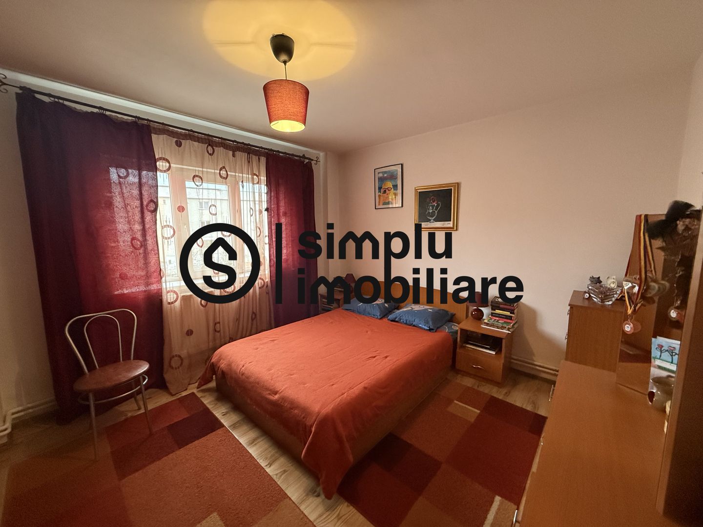 4 camere 95 mp | 1 Mai – etaj 3/4 | 2 bai |  centrala | bloc 1988 - Poză 3