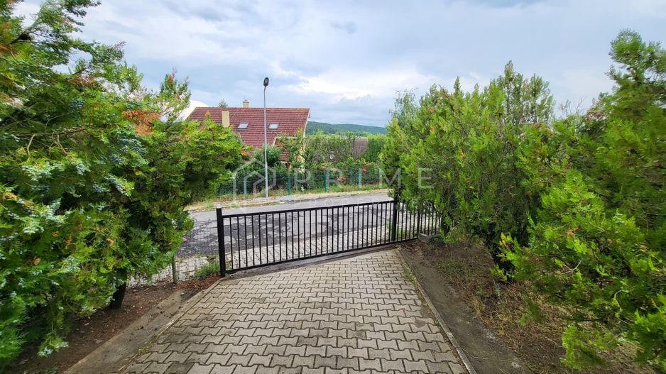 Casă individuală cu teren generos | Cartier Orizontului – Livezeni - Poză 3