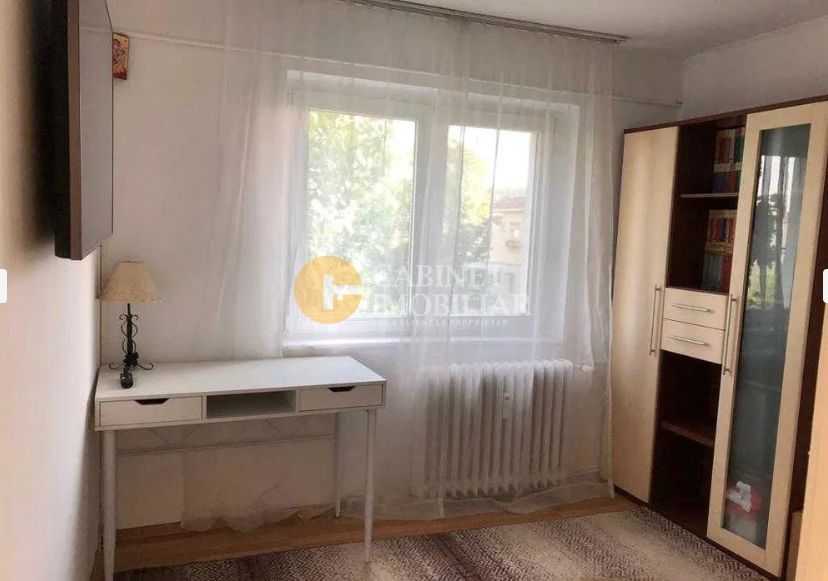 Apartament 3 camere zona Alexandru cel Bun - Poză 2