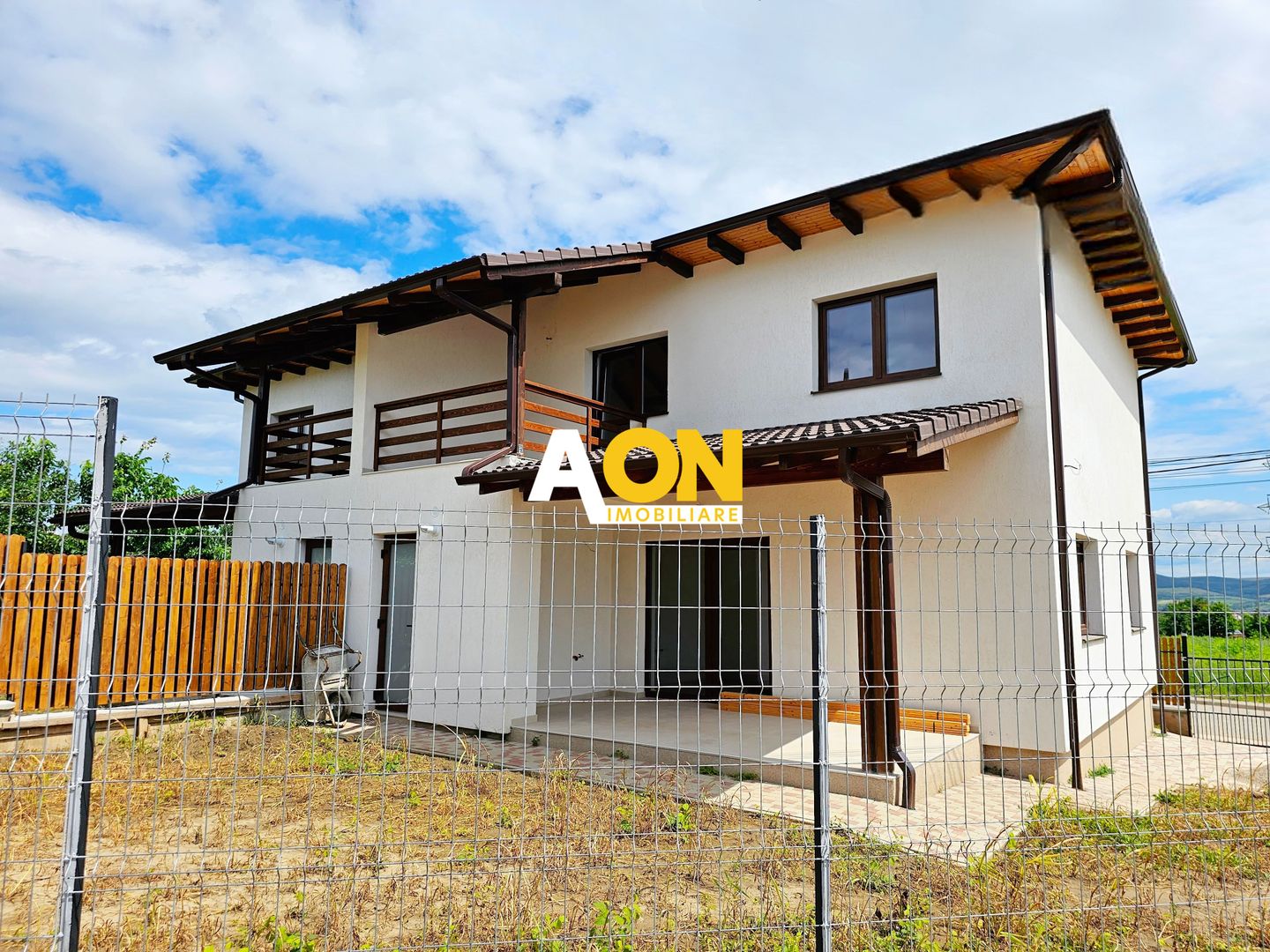 1/2 Duplex, 4 camere, 449 mp teren, asfalt, toate utilitatile, Cetate - Poză 1