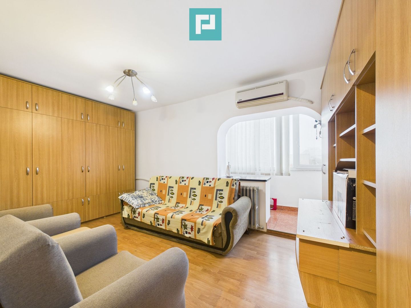 Garsonieră practică – str. Banul Mărăcine, Arad - Poză 1