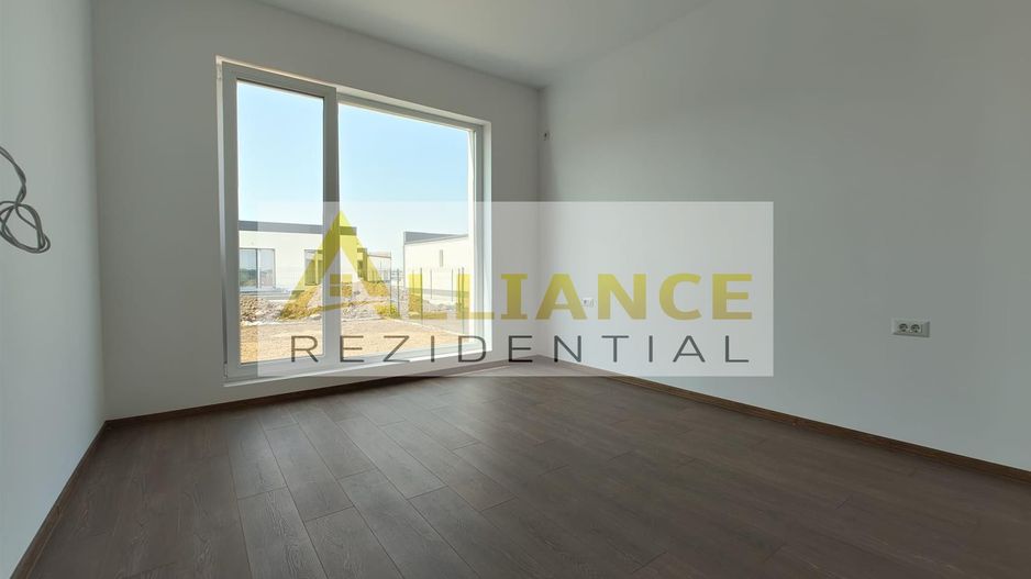 Casa Individuala - 4 camere - 350 mp teren - 100 mp utili - Poză 3