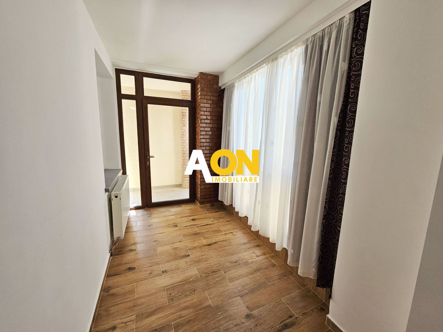 Apartament 3 camere, etaj 2, zona ultracentrala - Poză 8