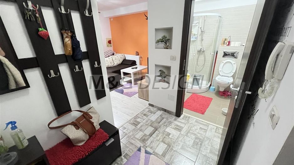 Apartament 1 camera etaj 2 loc Giroc CENTRALA loc de parcare - Poză 1