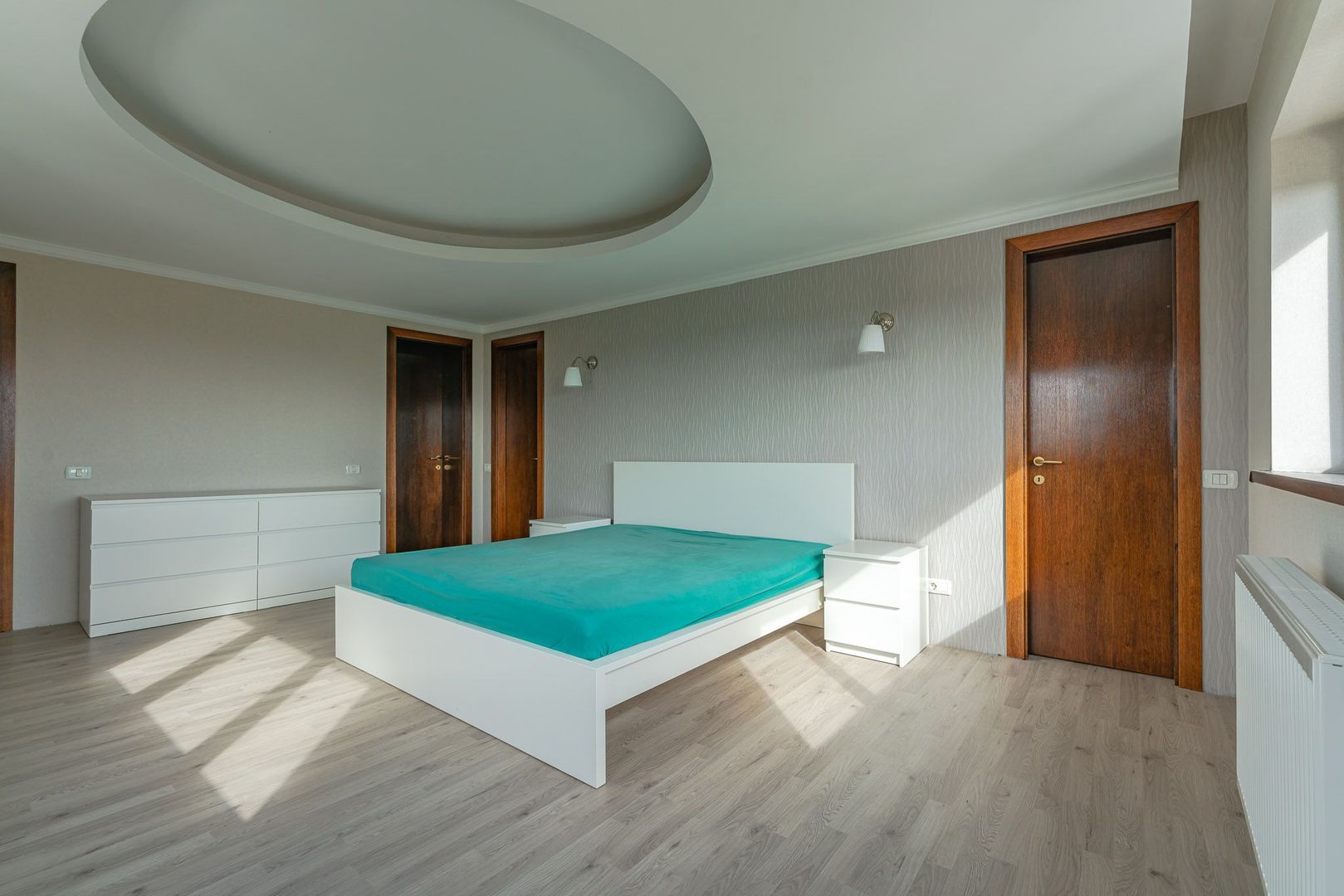 Casa individuala formata din living si 4 dormitoare in Halchiu - Poză 14