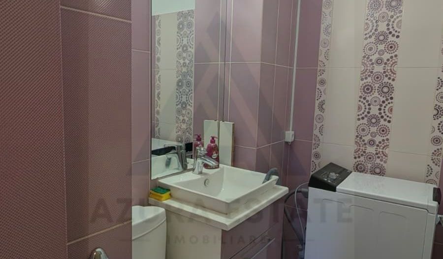 Apartament 3 camere 90 mp utili 2 bai balcon etaj 2 in zona Centrala - Poză 8