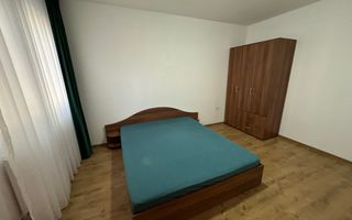 Casă / Vilă cu 4 camere de vanzare  în zona Aradului - Poză 12