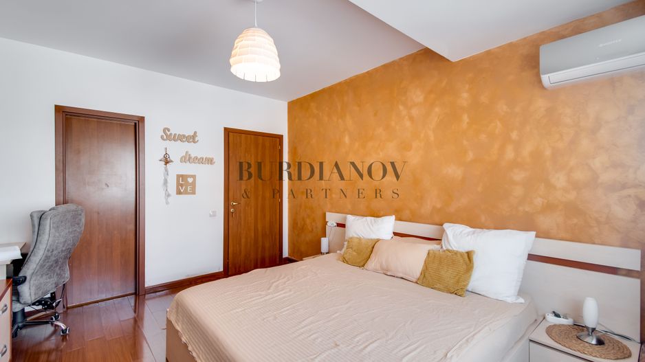 Apartament cu 3 camere de vânzare - Ten Blocks Residence-Metrou Păcii - Poză 7