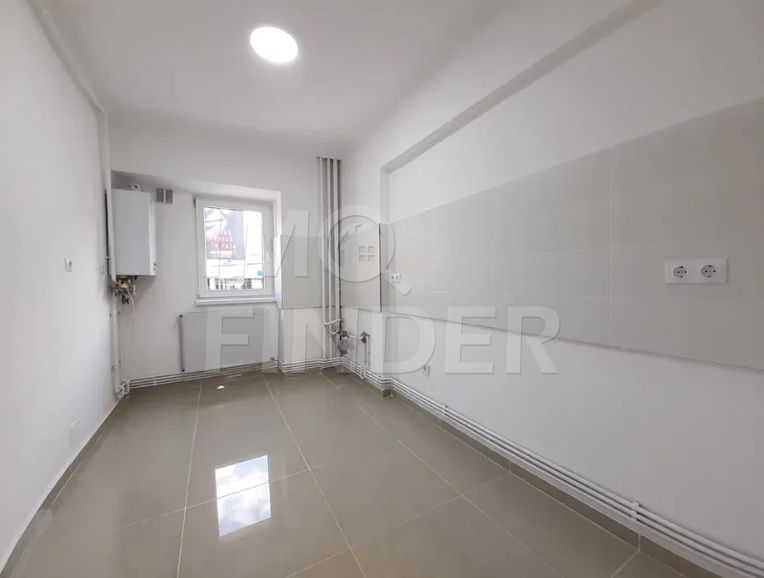 Apartament 2 camere decomandate zona Big - Poză 6