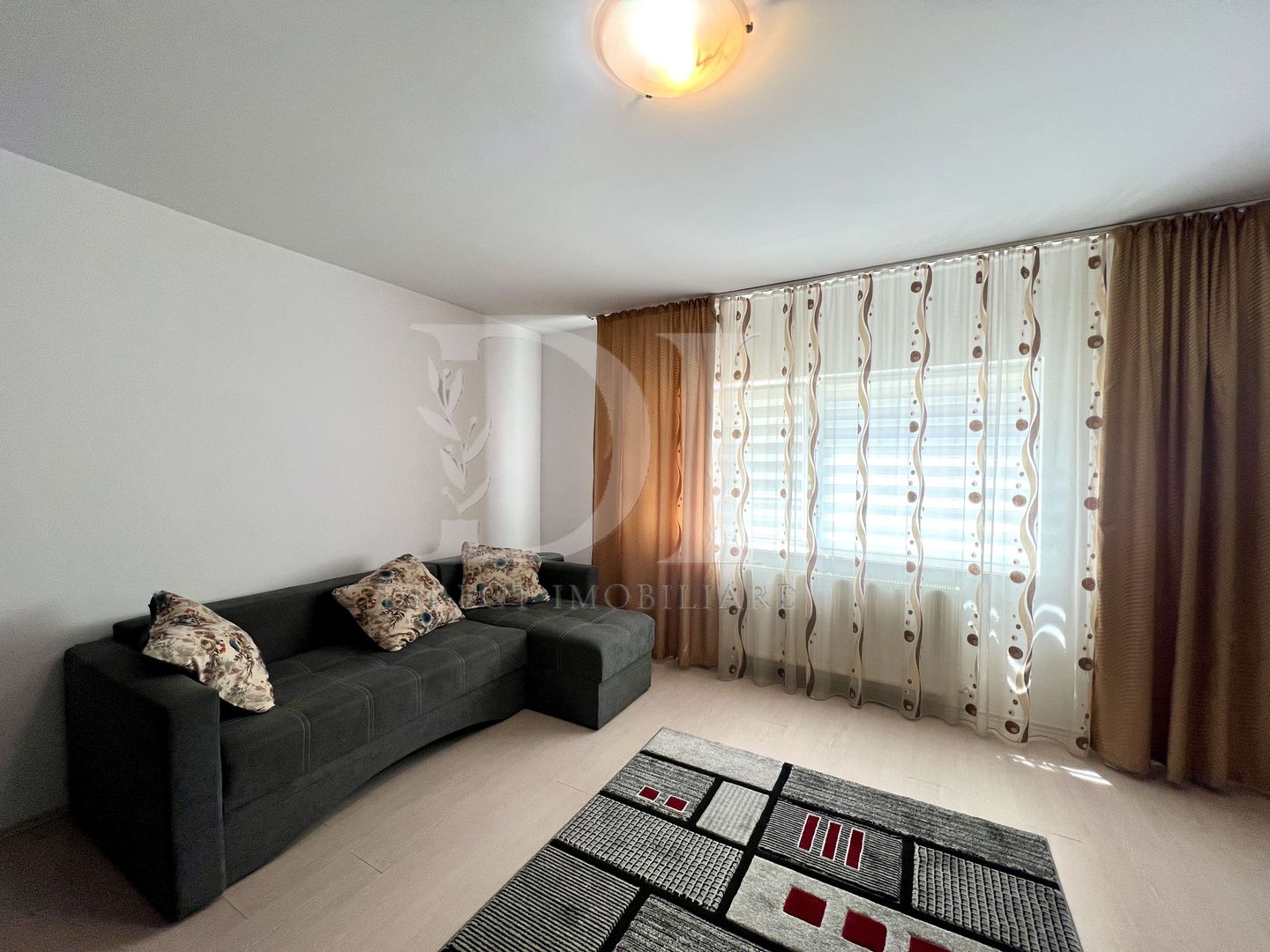 Apartament doua camere decomandate | Doua parcari | Zona Florilor - Poză 8