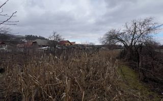 Teren intravilan de vânzare – zonă centrală, Oituz - Poză 1