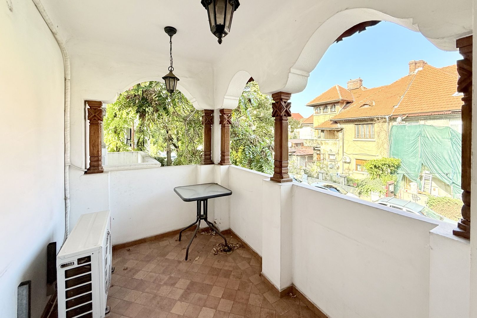 Vilă elegantă în Cotroceni – 7 camere, grădină și terasă - Poză 24