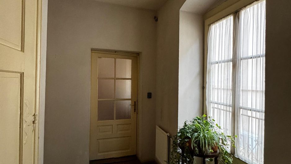 Centru Istoric, Piata Sfatului, 2 camere, 62mp, 158000Euro - Poză 2