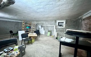 Boxa 67 mp utili, în zona Podgoria - Poză 2