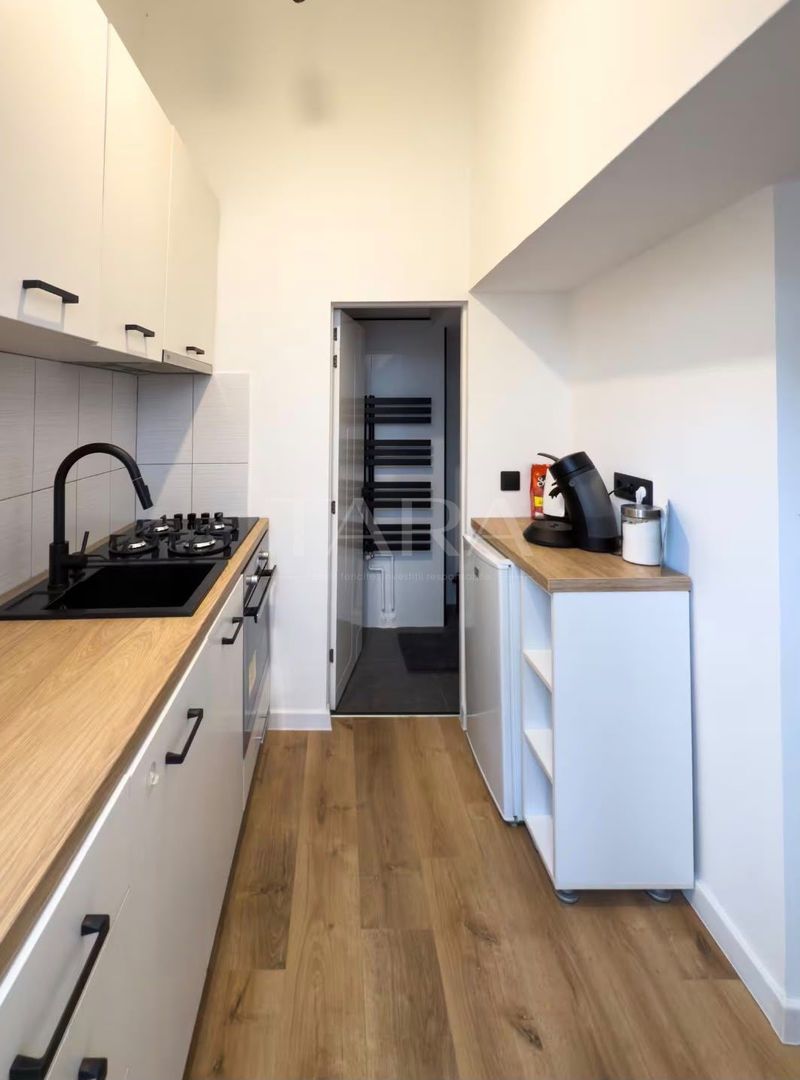Apartament de lux în zona Ultracentrală – ideal pentru investiție - Poză 3