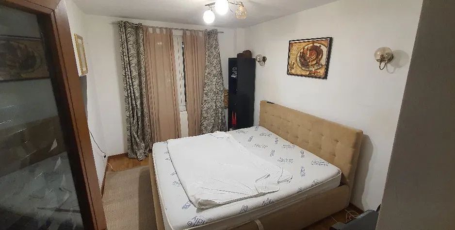 APARTAMENT 4 CAMERE ETAJ 1 BLOC 1982 | METROU FAVORIT - Poză 3