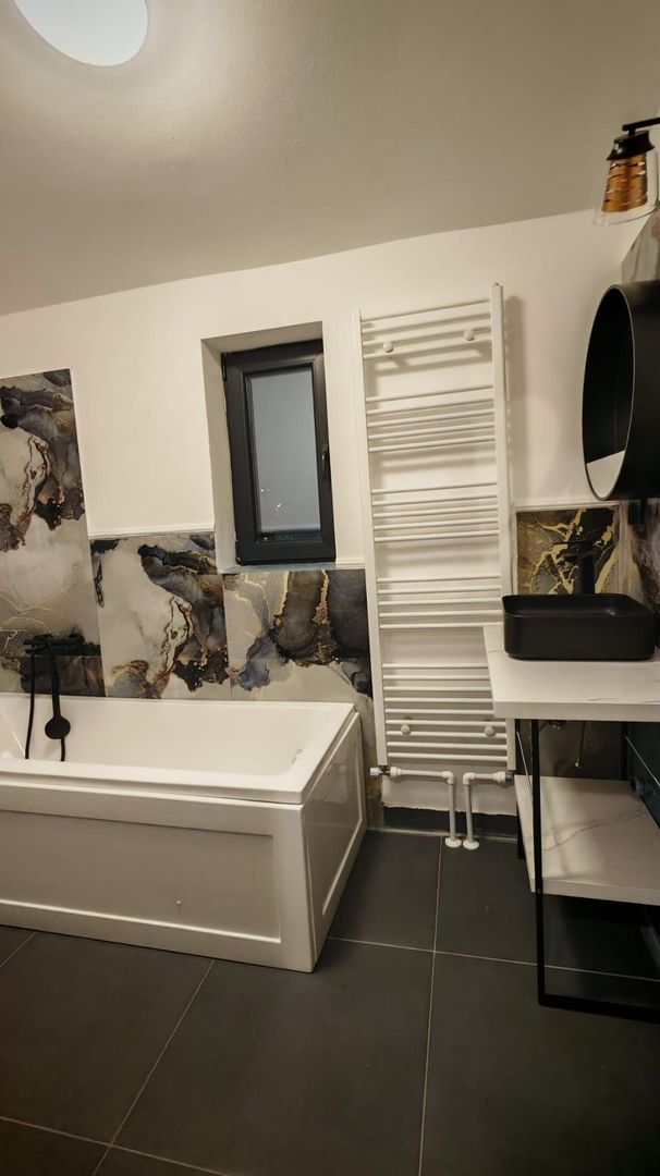 COMISION 0. Corp de casa,Carpatilor intrare in Racadau,P+E,4 camere. - Poză 5