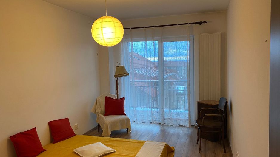 Apartament 2 camere Cart. Buna Ziua, 52 MP, Etaj intermediar - Poză 3