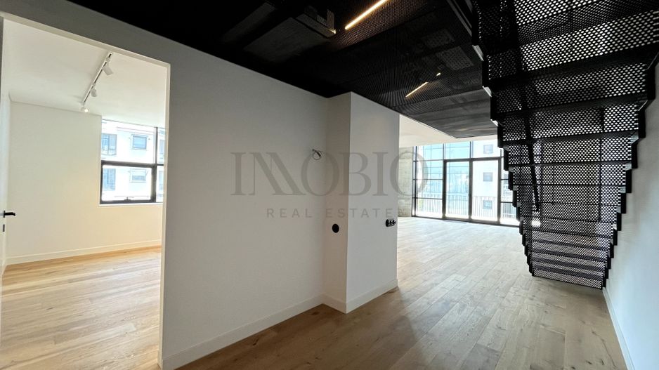 Brick Lofts Unitate pe 2 Niveluri nemobilata, Vedere Lac - Poză 4