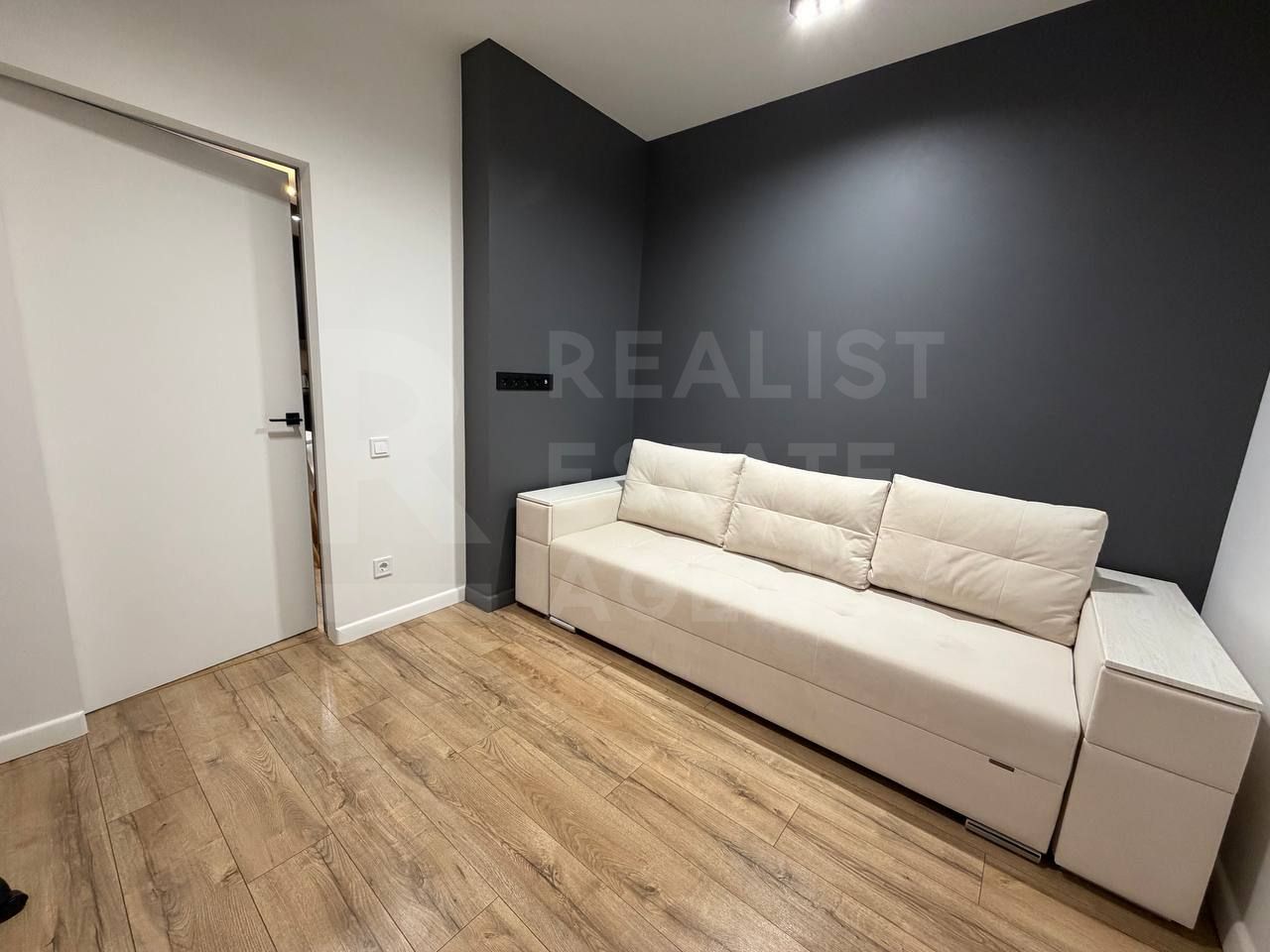 Chirie, apartament, 3 camere, strada Alexandru Pușkin, Centru - Poză 9