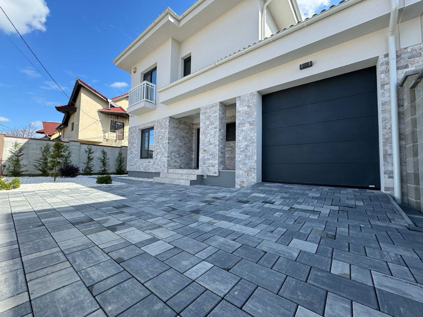 Duplex cu garaj zona Dumbravita - Pădure - Poză 1