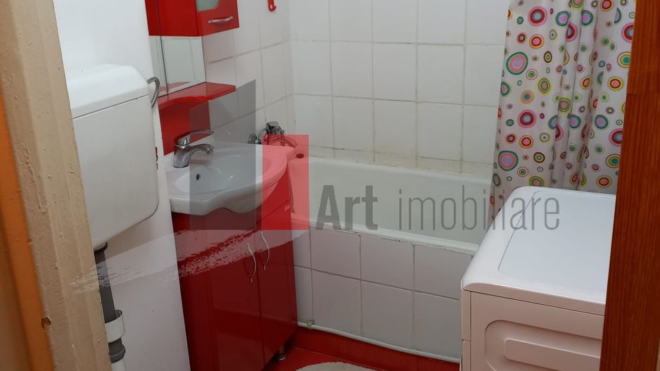 Garsoniera Drumul taberei mobilata si utilata - Poză 6