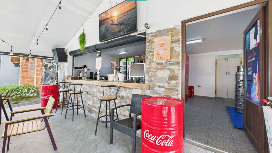 Afacere la cheie pe Plaja Ghioroc. - Poză 6